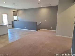 Photo #4: 2591035 Listing 