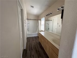 Photo #4: 2591046 Listing 