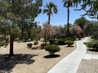 Photo #4: 2591085 Listing 