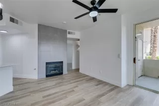 Photo #6: 2591121 Listing