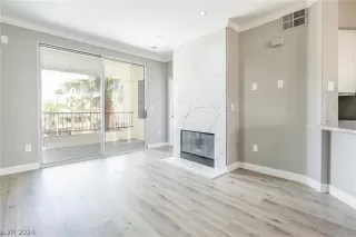 Photo #1: 2591124 Listing