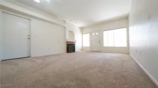 Photo #2: 2591131 Listing 