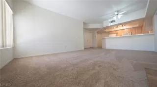 Photo #4: 2591131 Listing 