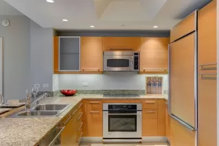 Photo #1: 2591184 Listing