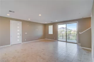 Photo #1: 2591229 Listing 