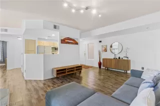 Photo #1: 2591234 Listing