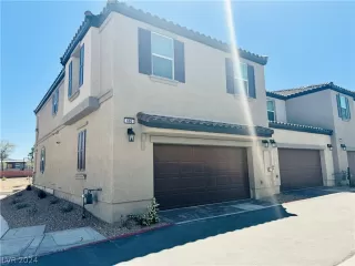 Photo #2: 2591284 Listing 