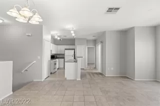 Photo #4: 2591307 Listing 