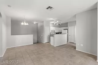 Photo #6: 2591307 Listing 