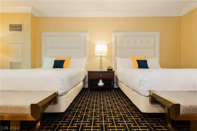 MLS: 2591320 Condo For Sale