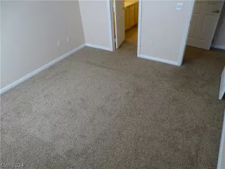 Photo #5: 2591341 Listing 