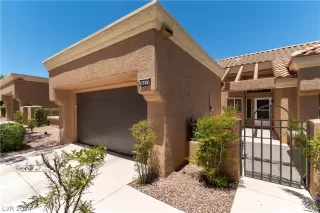 Photo #2: 2591348 Listing