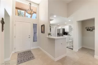 Photo #5: 2591348 Listing