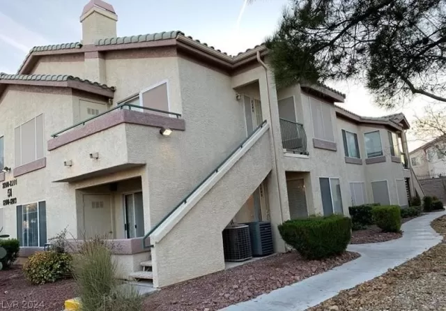 MLS: 2591358 Condo For Sale