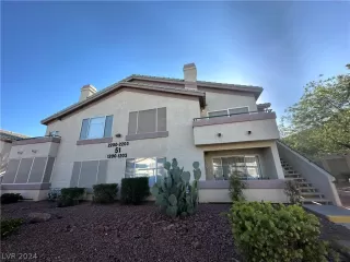 Photo #1: 2591358 Listing 