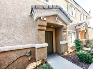 Photo #1: 2591361 Listing 