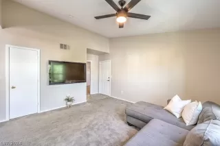 Photo #1: 2591363 Listing