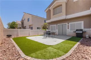 Photo #1: 2591368 Listing 