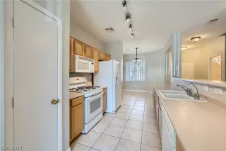 Photo #6: 2591374 Listing 