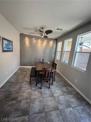 Photo #4: 2591380 Listing 