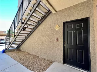 Photo #1: 2591430 Listing 