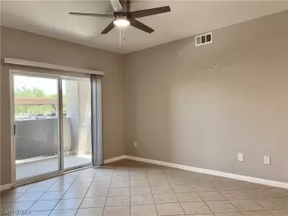 Photo #3: 2591430 Listing 