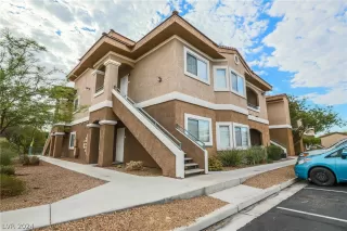 Photo #1: 2591443 Listing 