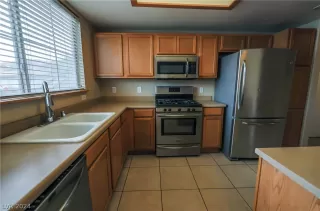 Photo #6: 2591443 Listing 