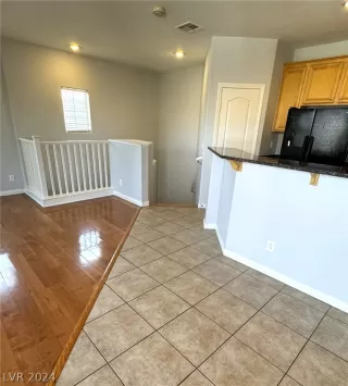 Photo #5: 2591445 Listing 
