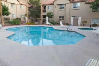 Photo #3: 2591454 Listing 