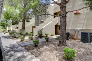 Photo #1: 2591464 Listing