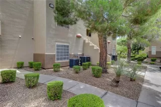 Photo #2: 2591464 Listing