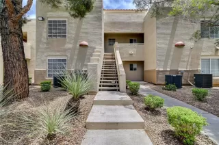 Photo #3: 2591464 Listing