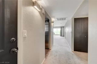 Photo #5: 2591464 Listing