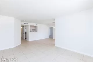 Photo #3: 2591469 Listing 