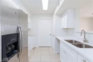 Photo #6: 2591469 Listing 