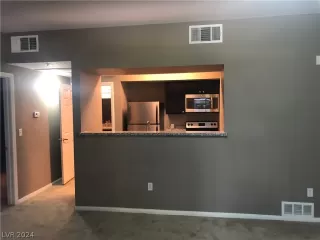 Photo #4: 2591475 Listing 