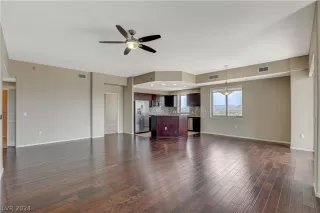 Photo #5: 2591491 Listing 