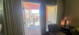 Photo #4: 2591497 Listing