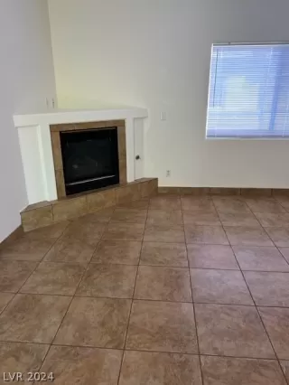 Photo #2: 2591530 Listing 