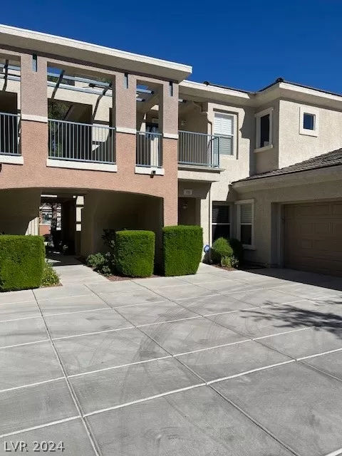 MLS: 2591531 Condo For Sale