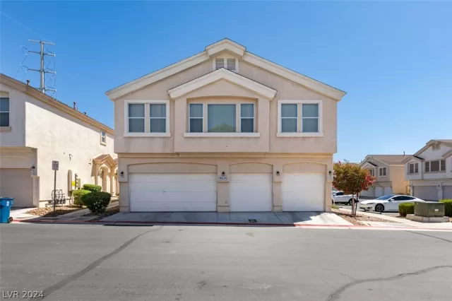 MLS: 2591541 Condo For Sale