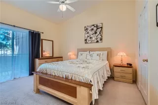 Photo #5: 2591542 Listing