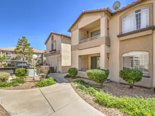 Photo #2: 2591560 Listing