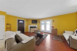 Photo #4: 2591564 Listing