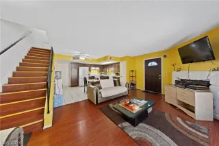 Photo #6: 2591564 Listing