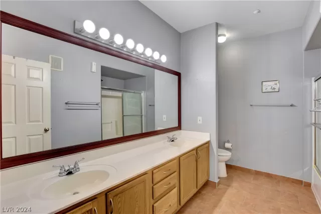 MLS: 2591565 Condo For Sale