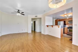 Photo #3: 2591565 Listing 