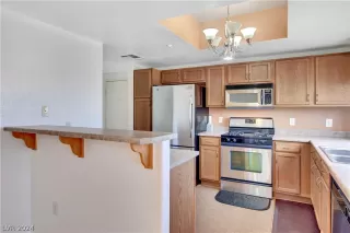 Photo #4: 2591565 Listing 