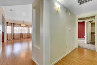 Photo #6: 2591565 Listing 